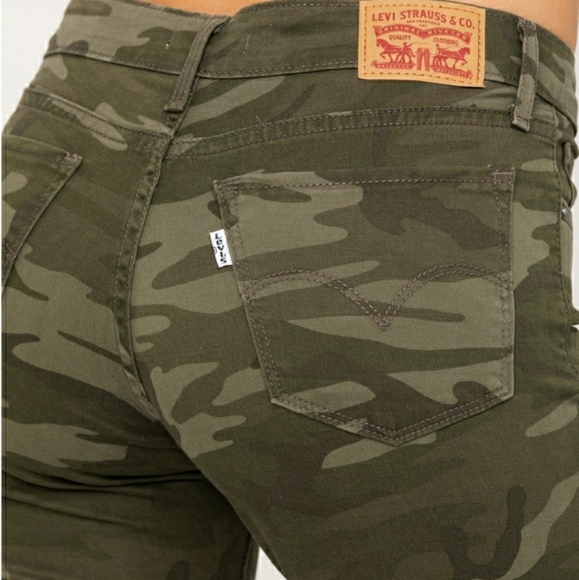 Like New! LEVI'S 711 CAMO SKINNY ANKLE JEANS 33 - Picture 4 of 16